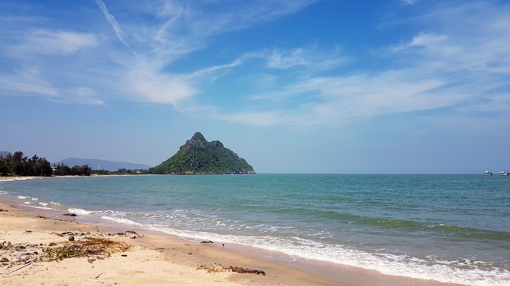 Prachuap Khiri Khan, Ao Noi
