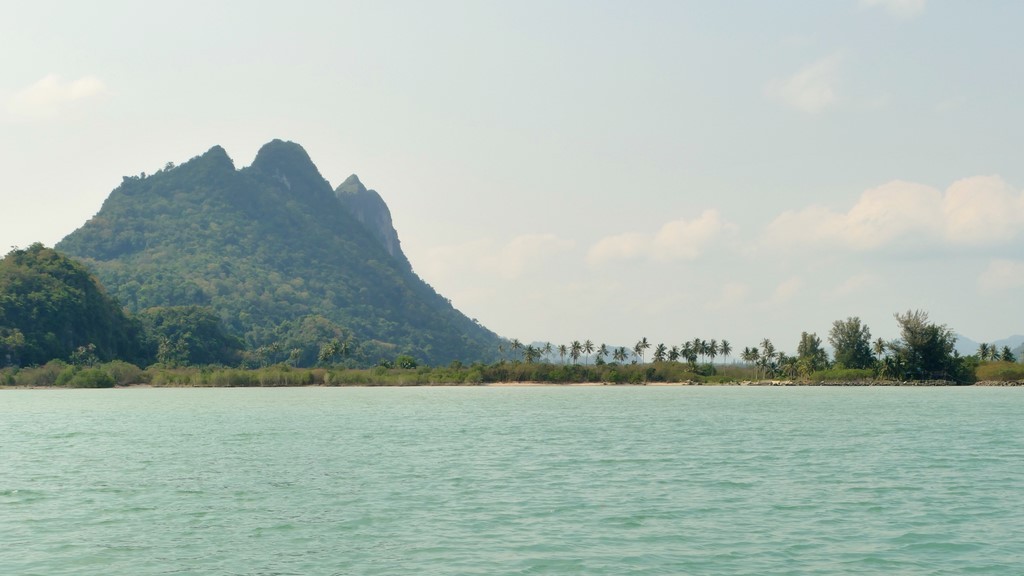 Khanom