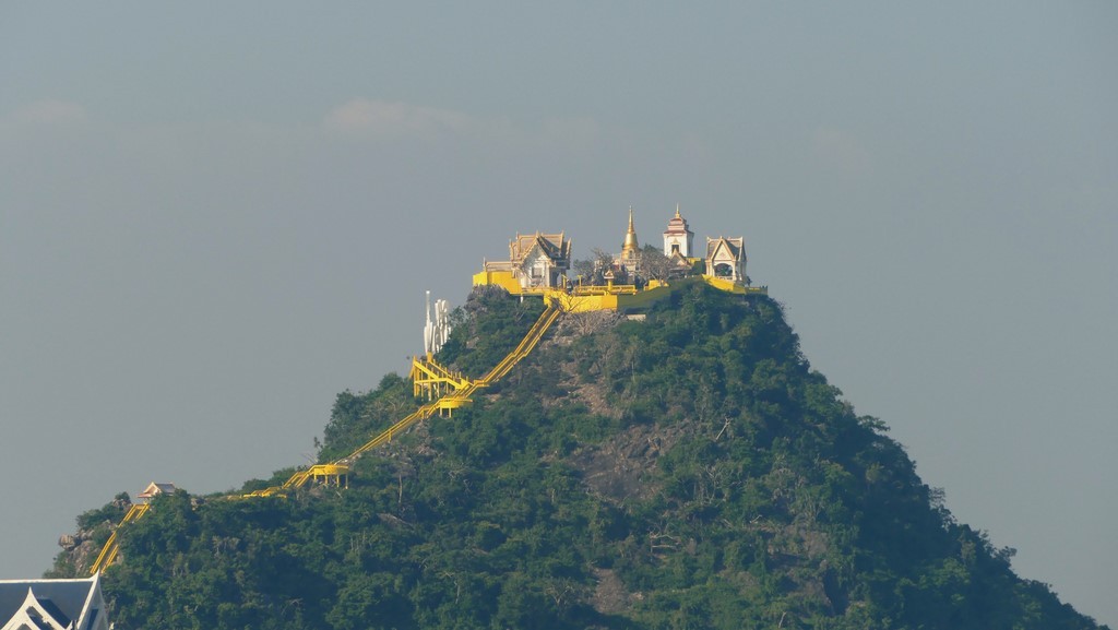 Prachuap Khiri Khan, Wat Thammikaram