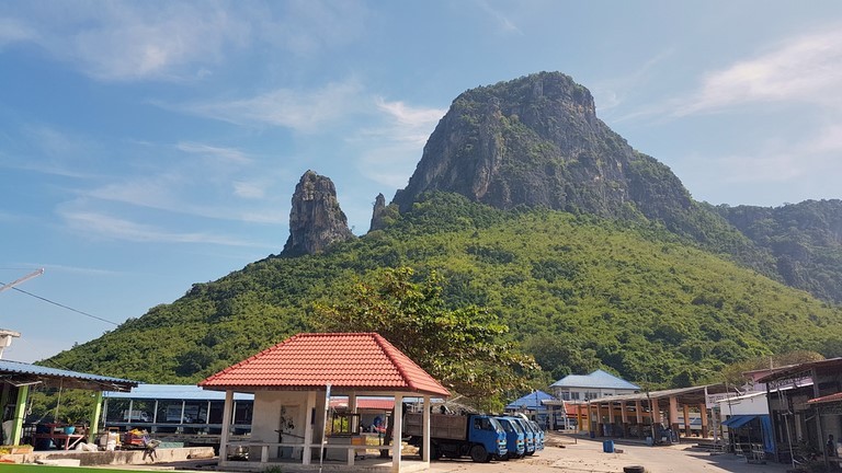Prachuap Khiri Khan, Ao Noi