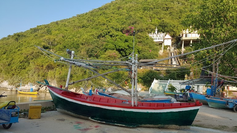 Prachuap Khiri Khan, Ao Noi