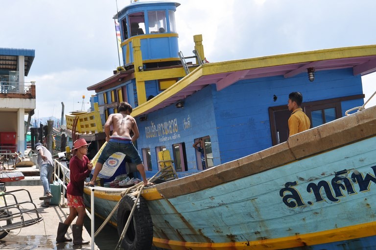 Bateau pour Kho Phaluai, a Donsak