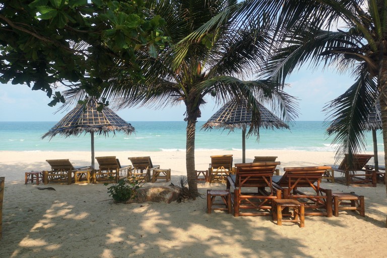 Leeloo Cabana, Khanom
