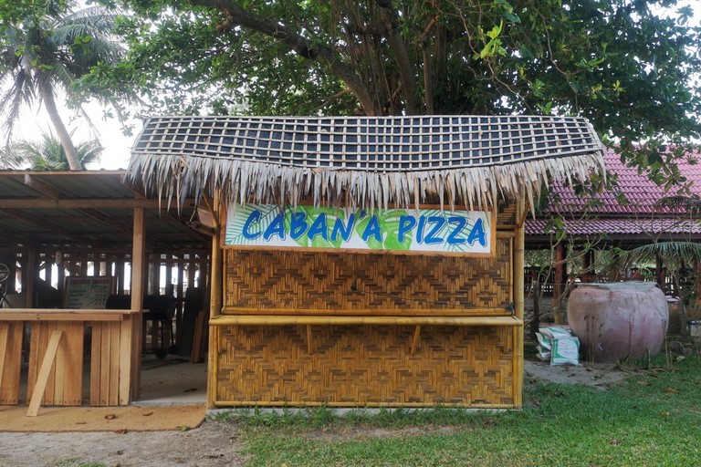 Leeloo Cabana, Khanom