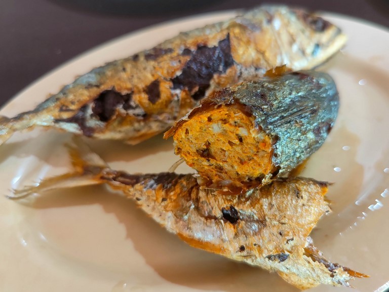 Mor Mu Dong, Chalong Phuket