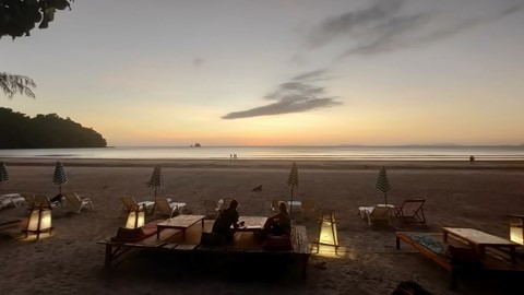 Green beach Hut