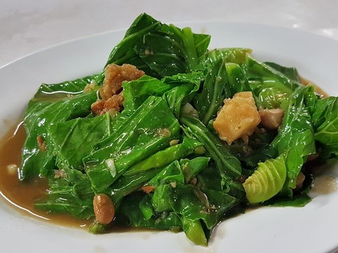 Pak Kana Moo Krob, ผักคะน้าหมูกรอบ