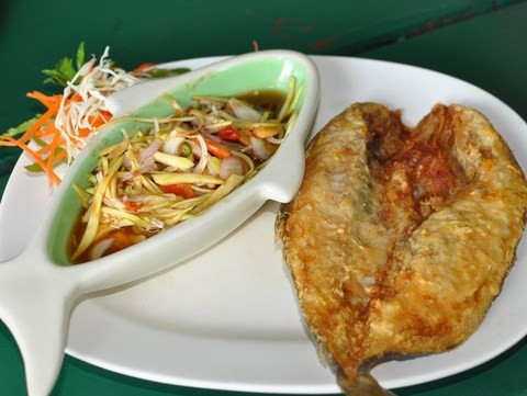 Yam Pla Duk Fu
